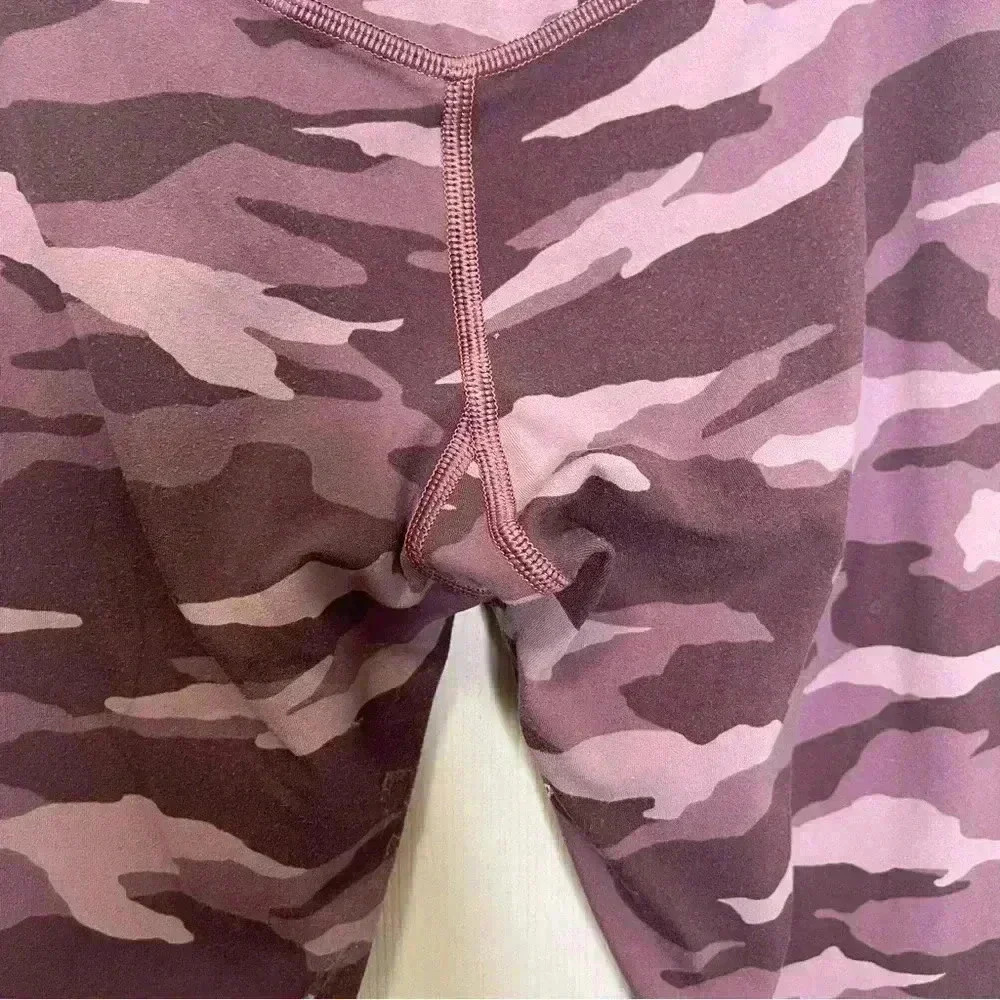 Athleta Elation 7/8 Tight Leggings Mauve Pink Camo High Rise Sz SP - Picture 4 of 8